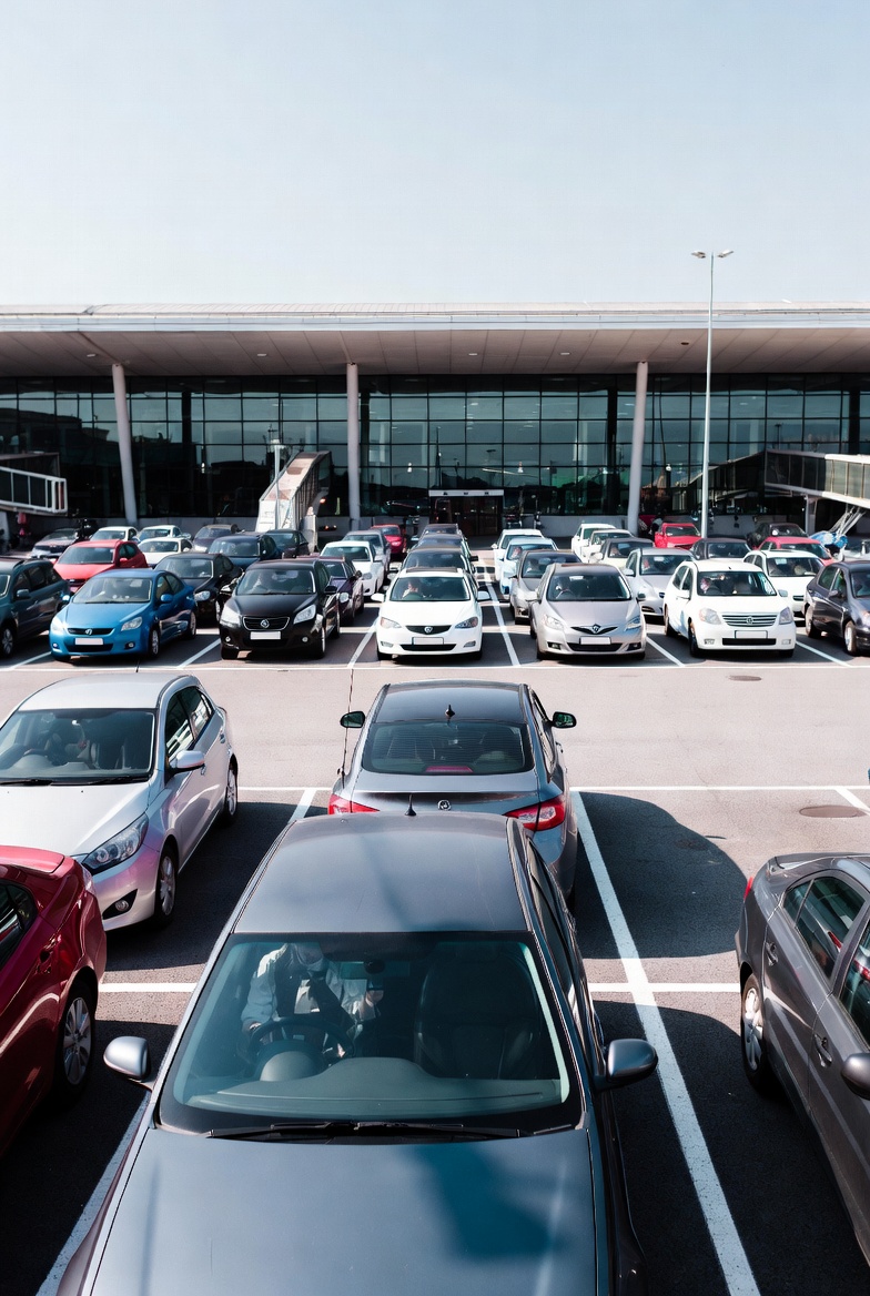 Compare Cheap Heathrow, Birmingham, Luton, Gatwick, Stansted, Bristol ...